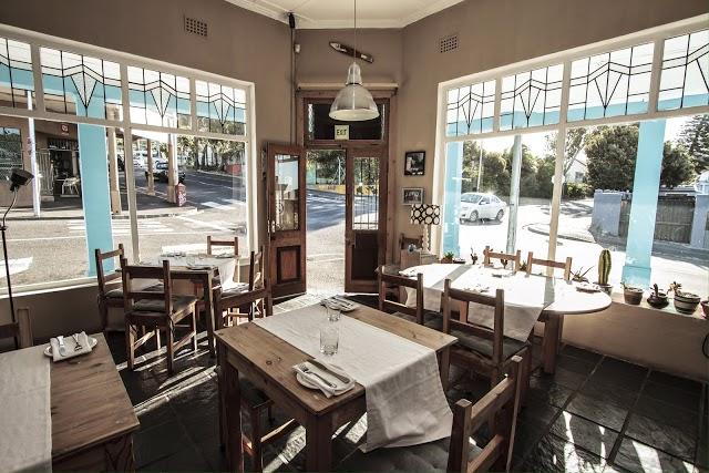 Pesce Azzurro Seafood Italian Bistro